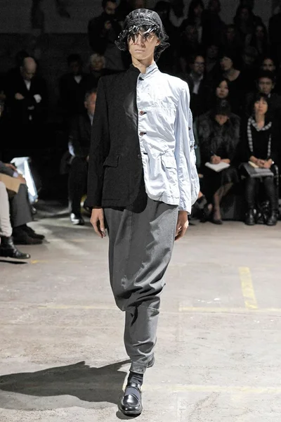 Look 22
